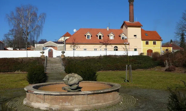 Zámek Spálené Poříčí, Czech Republic (Czechia)